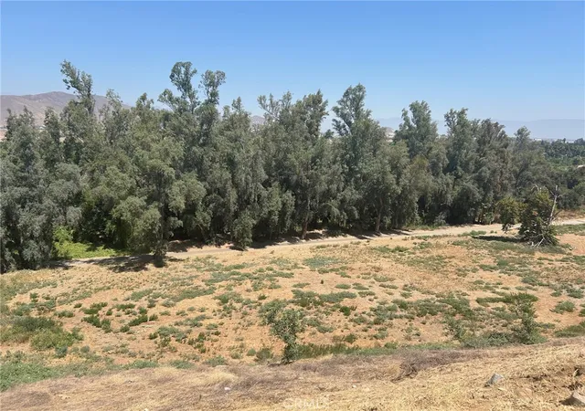 2nd image of 0 Indian Hill Rd, Riverside, CA 92501 | MLS# IG24181665