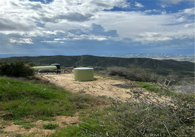 4th image of 37342 Pisgah Peak Rd, Yucaipa, CA 92399 | MLS# IV24182348