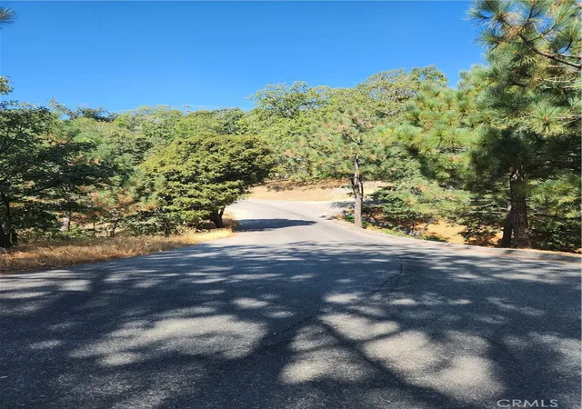 Photo 3 of Land for sale at 1563 Rock Ridge Dr, Lake Arrowhead, CA 92352 | MLS# IG24182925 | Listing updated on 2026-06-02
