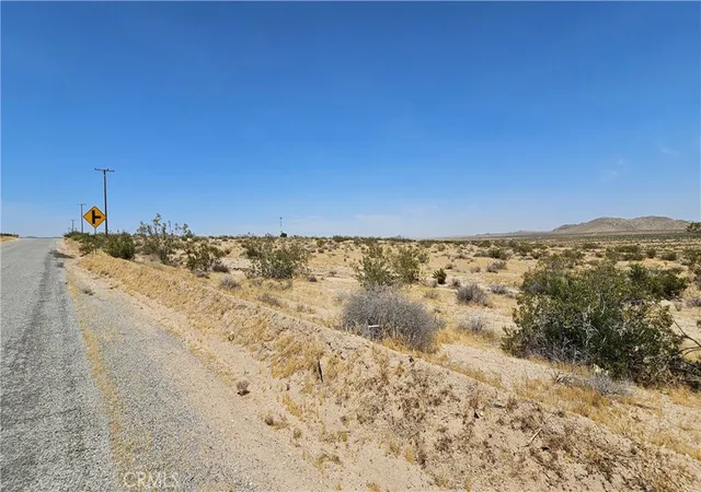 1st image of 1 Buckhorn Trail, Helendale, CA 92342 | MLS# HD24186196