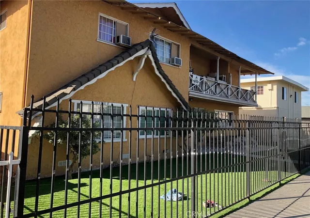 Homes for sale in Anaheim, CA | 323 N Rose St #6, Anaheim, CA 92805 | MLS# PW24188031