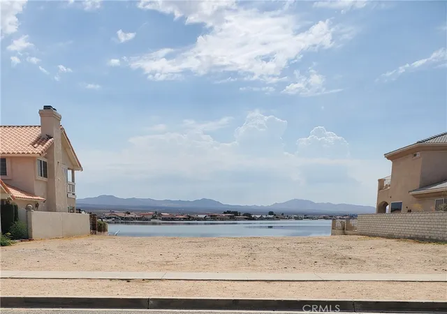 2nd image of 14553 Rivers Edge Rd, Helendale, CA 92342 | MLS# HD24191528
