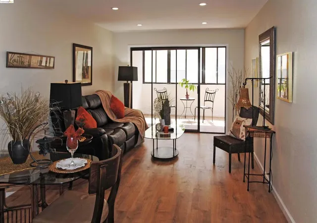 Photo 2 of Condo for sale at 625 Madison St #107, Oakland, CA 94607 | MLS# 41074042 | Listing updated on 2026-10-01
