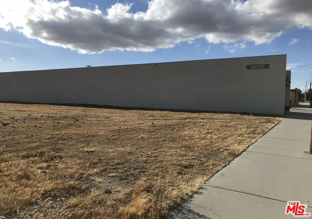 Photo 4 of Land for sale at 38701 E 6th Ave Q3, Palmdale, CA 93550 | MLS# 24443407 | Listing updated on 2026-05-22