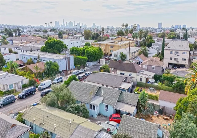 Homes for sale in Los Angeles, CA | 1265 N Harvard Blvd, Los Angeles, CA 90029 | MLS# DW24153575