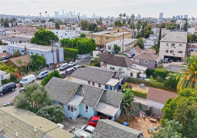 Homes for sale in Los Angeles, CA | 1265 N Harvard Blvd, Los Angeles, CA 90029 | MLS# DW24153575
