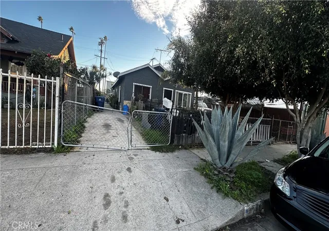 27th image of 244   246 W 66th St, Los Angeles, CA 90003 | MLS# MB24199978