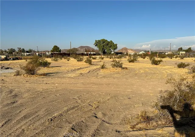 1st image of 35400 Silver Ave, Yermo, CA 92398 | MLS# HD24197586