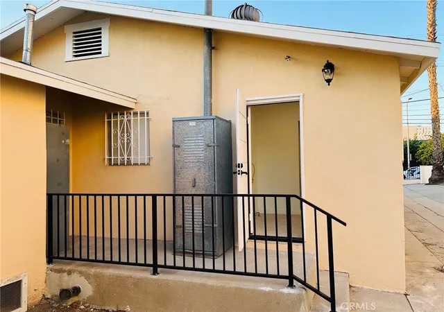 Photo 3 of Multi family home for sale at 4920 W 4922 Fountain Ave, Los Angeles, CA 90029 | MLS# GD24201571 | Listing updated on 2026-06-12