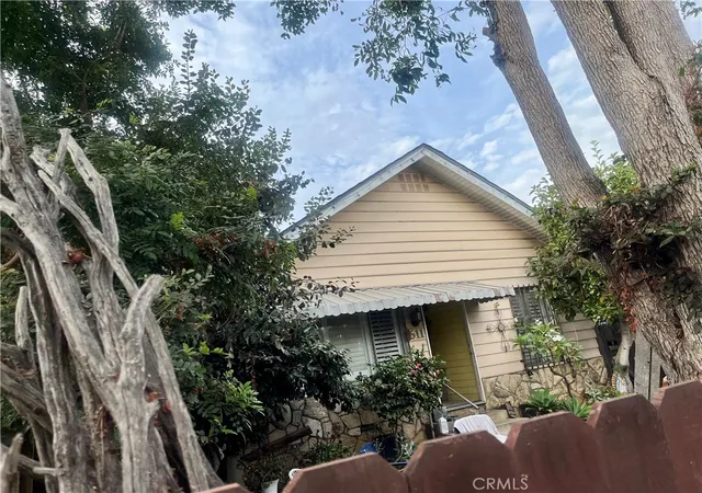 4th image of 611 Sunset Ave, Venice, CA 90291 | MLS# IV24204604