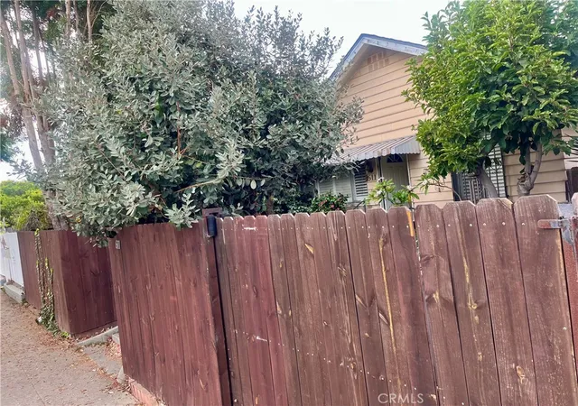 5th image of 611 Sunset Ave, Venice, CA 90291 | MLS# IV24204604