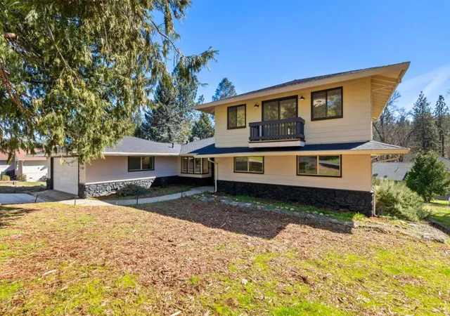 Homes for sale in Groveland, CA | 19501 Chaffee Cir, Groveland, CA 95321 | MLS# ML81982830