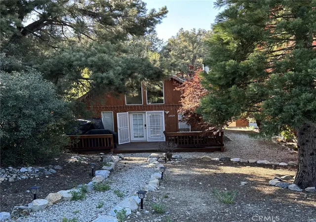 2nd image of 14329 Voltaire Dr, Frazier Park, CA 93225 | MLS# GD24210019