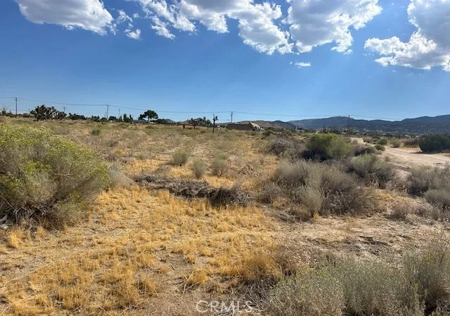 2nd image of 9757 Lebec Rd, Phelan, CA 92371 | MLS# PW24210727