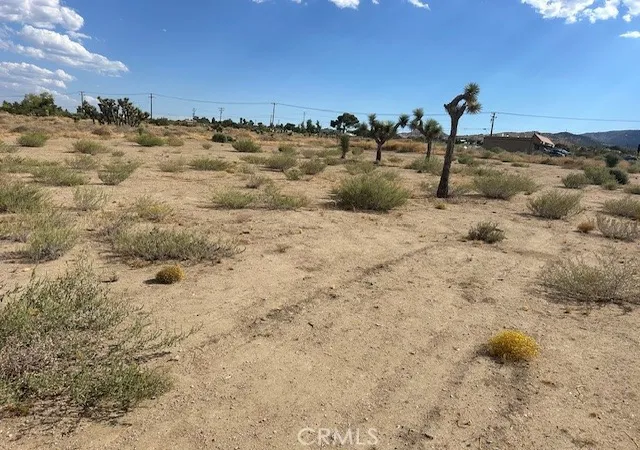 5th image of 9757 Lebec Rd, Phelan, CA 92371 | MLS# PW24210727