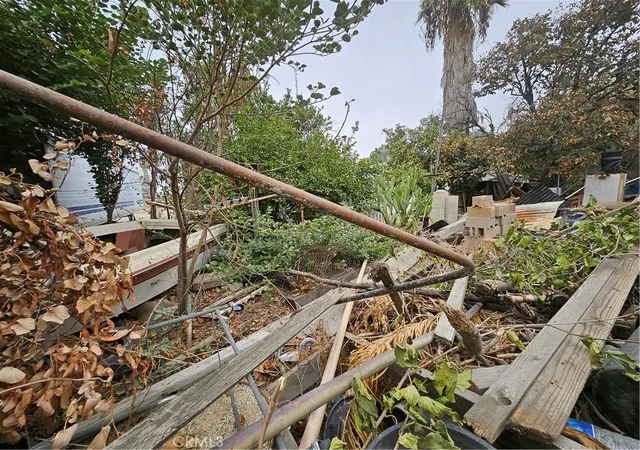 4th image of 566 E Santa Fe St, San Bernardino, CA 92408 | MLS# IG24218049