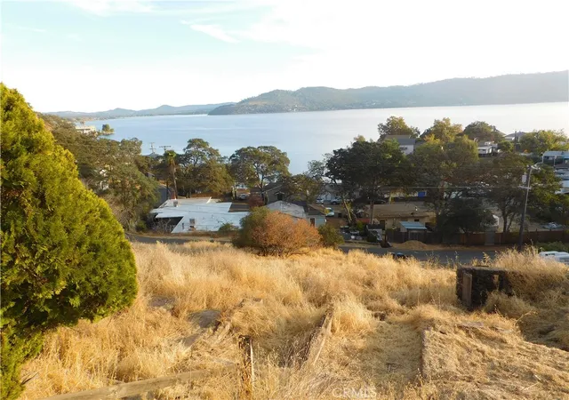 5th image of 12971 San Joaquin Ave, Clearlake, CA 95422 | MLS# LC24223982