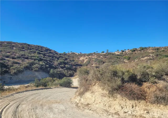 1st image of 0 Unnamed Rd, Beaumont, CA 92223 | MLS# IG24233539