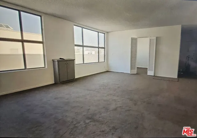Photo 2 of Multi family home for sale at 252 S Reeves Dr, Beverly Hills, CA 90212 | MLS# 24463521 | Listing updated on 2025-01-20
