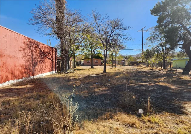 2nd image of 55601 29 Palms, Yucca Valley, CA 92284 | MLS# HD24234272