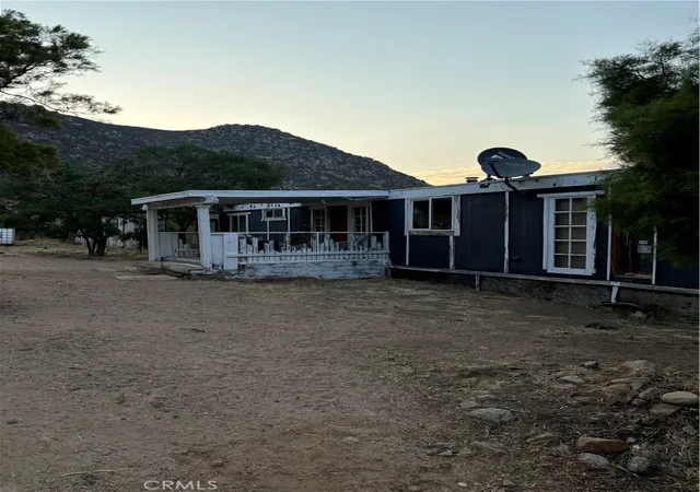 3rd image of 45475 Chapman Rd, Anza, CA 92539 | MLS# OC24153696