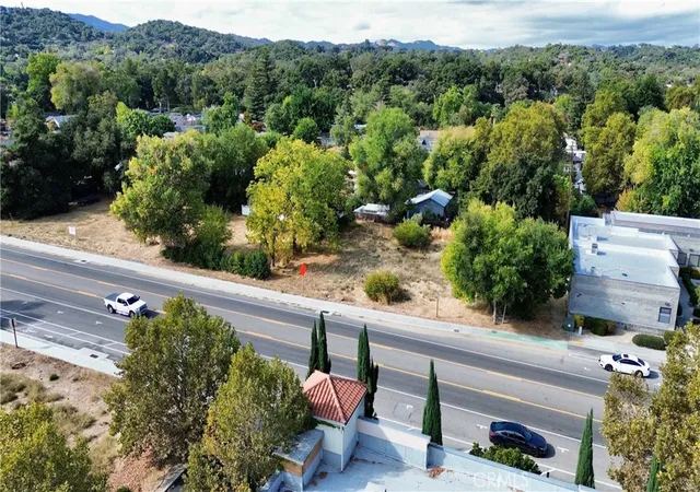 3rd image of 7100 Morro Rd, Atascadero, CA 93422 | MLS# SC24234391