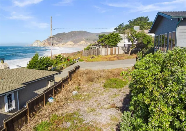 1st image of 0 Sea Cliff Ct, Montara, CA 94037 | MLS# ML81986610