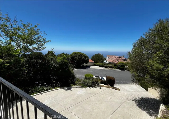 3rd image of 30538 Rhone Dr, Rancho Palos Verdes, CA 90275 | MLS# SB24238352
