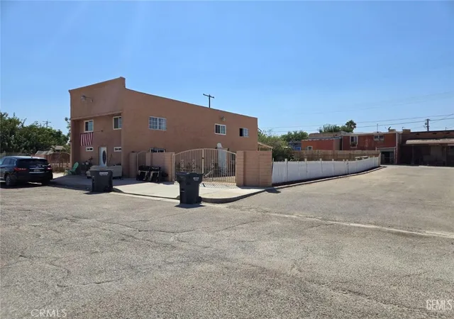 1st image of 333 Kern St, Maricopa, CA 93252 | MLS# SR24240606