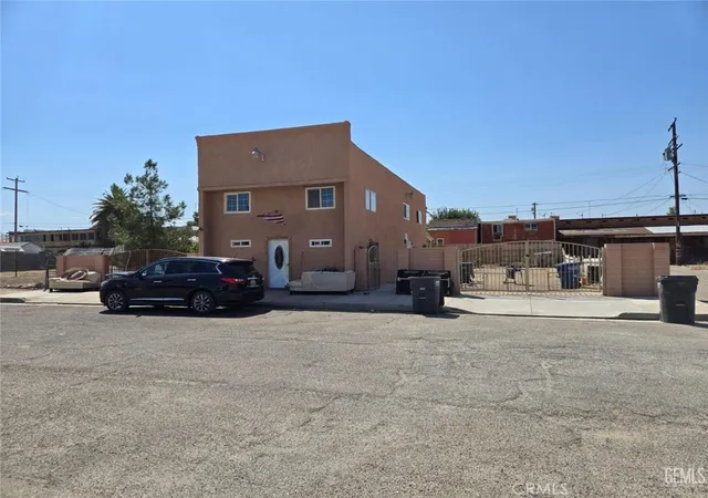 3rd image of 333 Kern St, Maricopa, CA 93252 | MLS# SR24240606