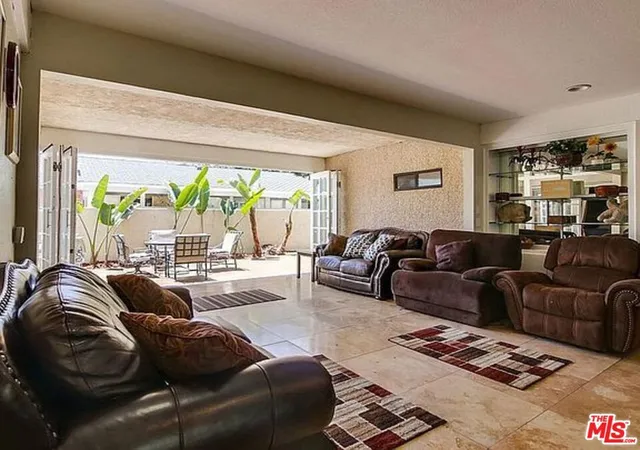 4th image of 4111 Bayard St, San Diego, CA 92109 | MLS# 24467167