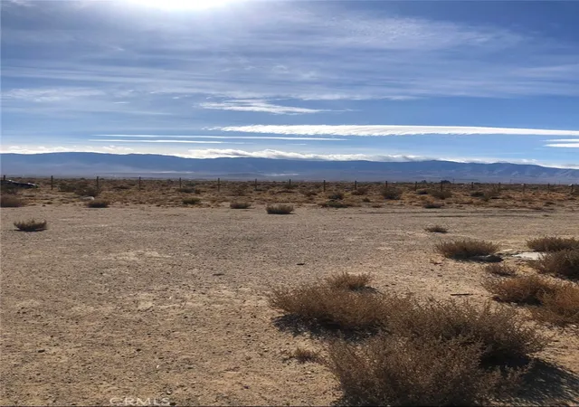 Homes for sale in Lucerne Valley, CA | 0 Squaw Bush Rd, Lucerne Valley, CA 92356 | MLS# HD24240855