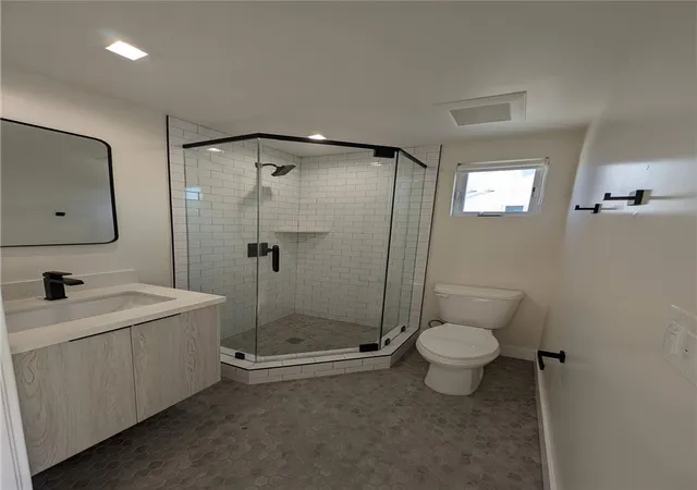 3rd image of 2026 Federal Ave, Los Angeles, CA 90025 | MLS# AR24240944