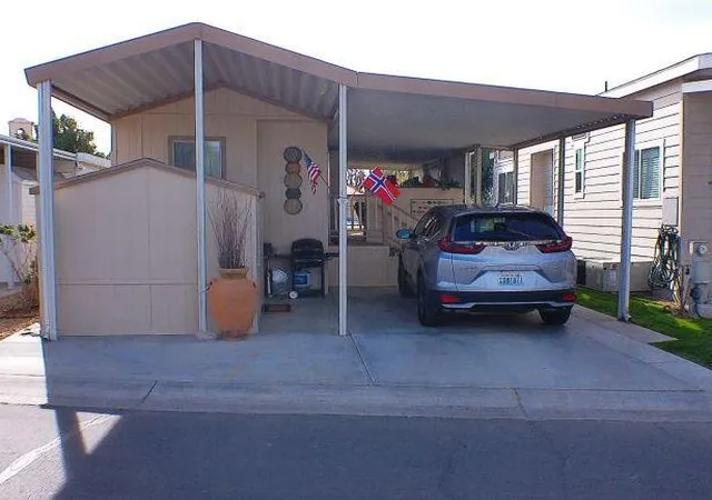 Photo 3 of Manufactured home for sale at 84136 Ave 44 #772, Indio, CA 92203 | MLS# 219120665DA | Listing updated on 2026-04-01