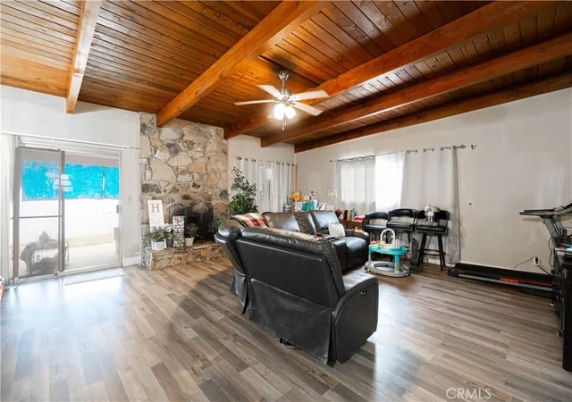 Photo 4 of House for sale at 9324 Mandale St, Bellflower, CA 90706 | MLS# PW24241668 | Listing updated on 2026-04-15
