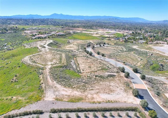 Homes for sale in Riverside, CA | 7496 Via Montecito, Riverside, CA 92506 | MLS# CV24243064