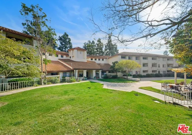 2nd image of 501 Palisades Dr #308, Pacific Palisades, CA 90272 | MLS# 24464833