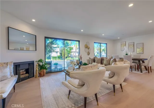 Condo for sale at 17230 Chatsworth St #1, Granada Hills, CA 91344 | MLS# SR24248846