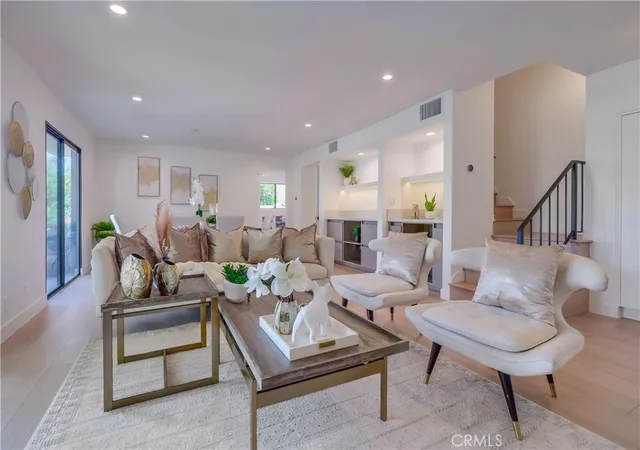 Photo 1 of Condo for sale at 17230 Chatsworth St #1, Granada Hills, CA 91344 | MLS# SR24248846 | Listing updated on 2025-01-14