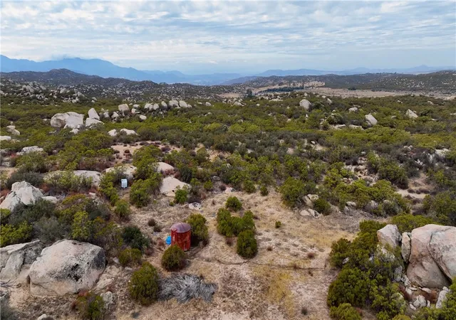2nd image of 12 Sycamore Springs Rd, Aguanga, CA 92536 | MLS# SW24252474