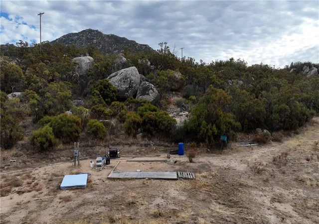 5th image of 12 Sycamore Springs Rd, Aguanga, CA 92536 | MLS# SW24252474