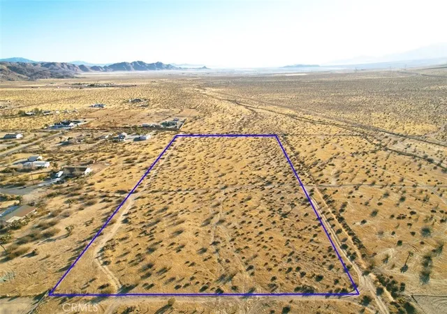 5th image of 0 Loma Vista Rd, Apple Valley, CA 92308 | MLS# HD24253128