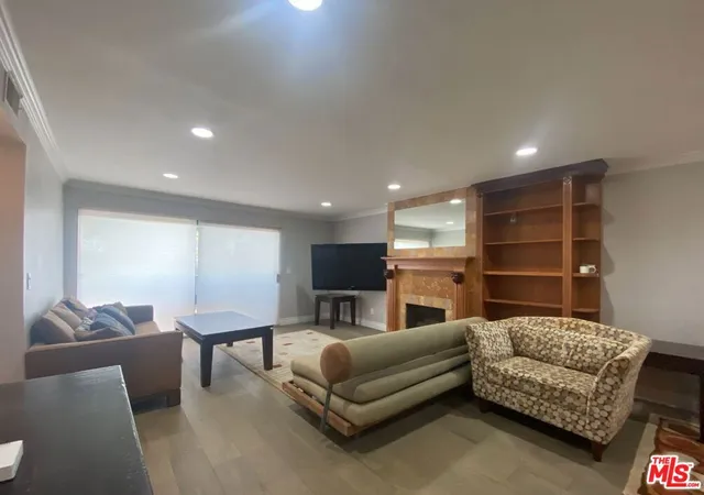2nd image of 1940 N Highland Ave #44, Los Angeles, CA 90068 | MLS# 24474501
