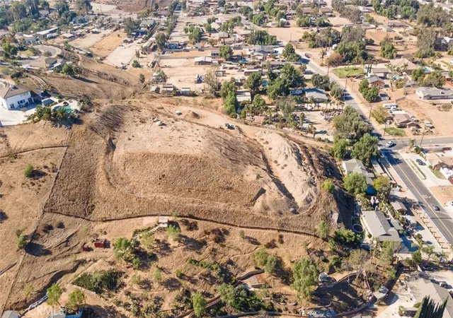 Photo 2 of Land for sale at 0 1st Street, Norco, CA 92860 | MLS# IG24252189 | Listing updated on 2026-01-07