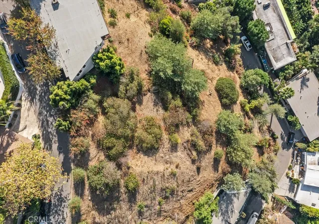 2nd image of 1417 Claridge Dr, Beverly Hills, CA 90210 | MLS# NP24250649