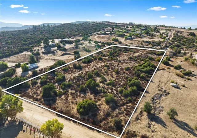 Photo 1 of Sale Pending at 0 Calle Gayube, Hemet, CA 92544 | MLS# SW25003254 | Listing updated on 2026-02-13