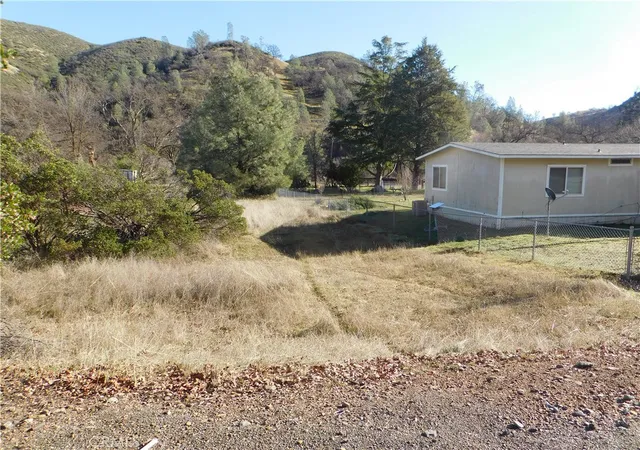 5th image of 3660 Spring Valley Rd, Clearlake Oaks, CA 95423 | MLS# LC25003474
