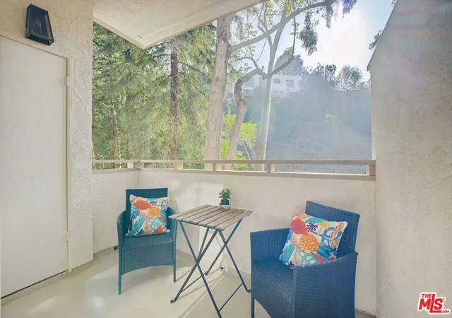 Photo 3 of Condo for sale at 3480 Barham Blvd #223, Los Angeles, CA 90068 | MLS# 25477425 | Listing updated on 2025-02-15