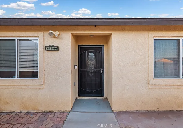 Photo 2 of Sale Pending at 34646 Paseo Del Valle, Barstow, CA 92311 | MLS# SB25005139 | Listing updated on 2026-09-19