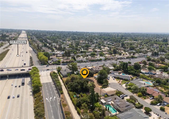 Homes for sale in Claremont, CA | 4053 N Towne Ave, Claremont, CA 91711 | MLS# TR25006435